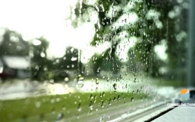 หน้าฝนทำให้เหงา ? 5 วิธีดูแลใจให้ห่างไกลความโดดเดี่ยว