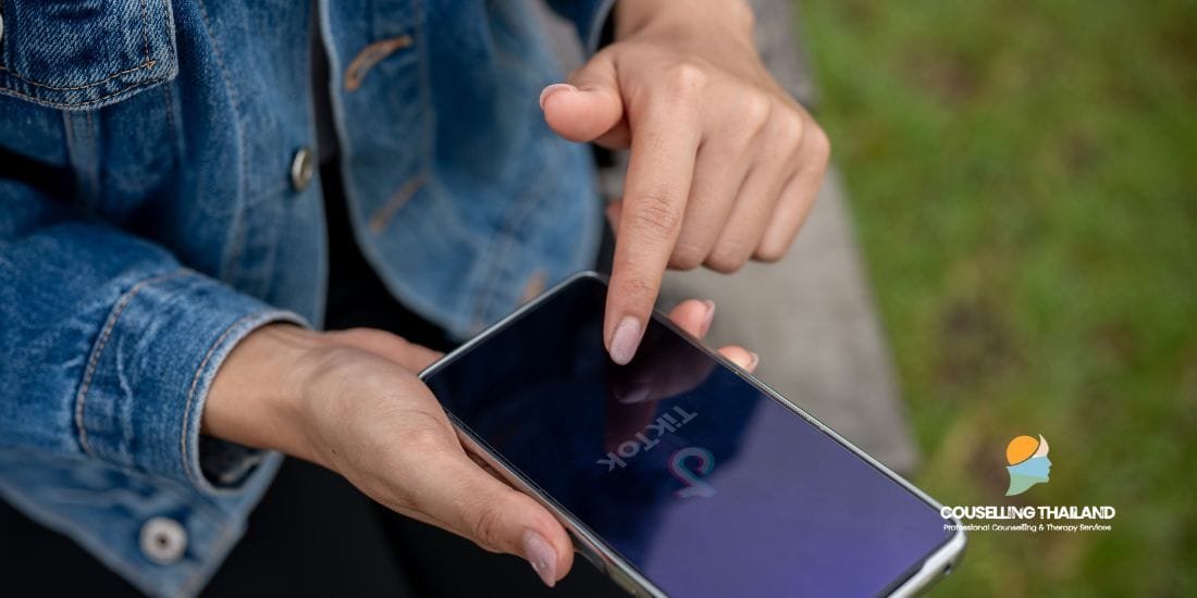 TikTok Therapy เทรนด์ Gen Z กำลังเปลี่ยนแปลงสุขภาพจิตอย่างไร