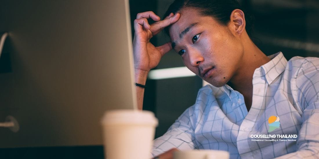 Imposter Syndrome ในคนทำงานรุ่นใหม่: เข้าใจและรับมือความรู้สึก "ไม่เก่งจริง"
